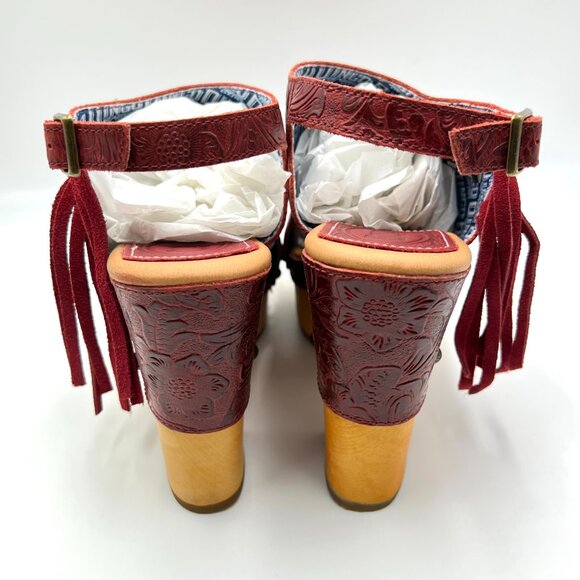 New Dingo Size 9 Tooled Red Leather Western Wedges Platform Clogs Sandals Shoes - Picture 6 of 13